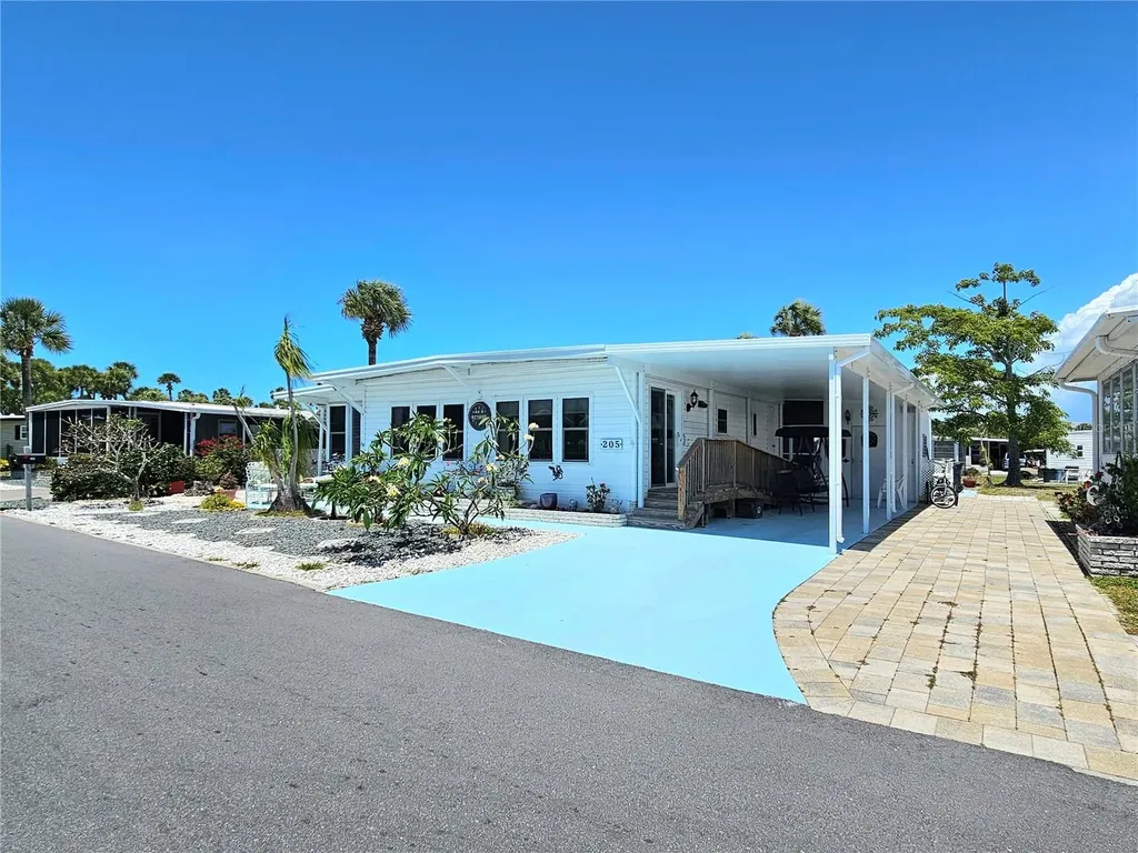 205 Via Veneto Venice FL 34285