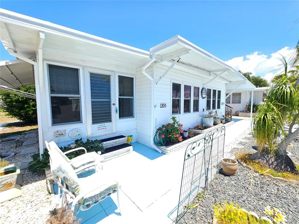205 Via Veneto Venice FL 34285