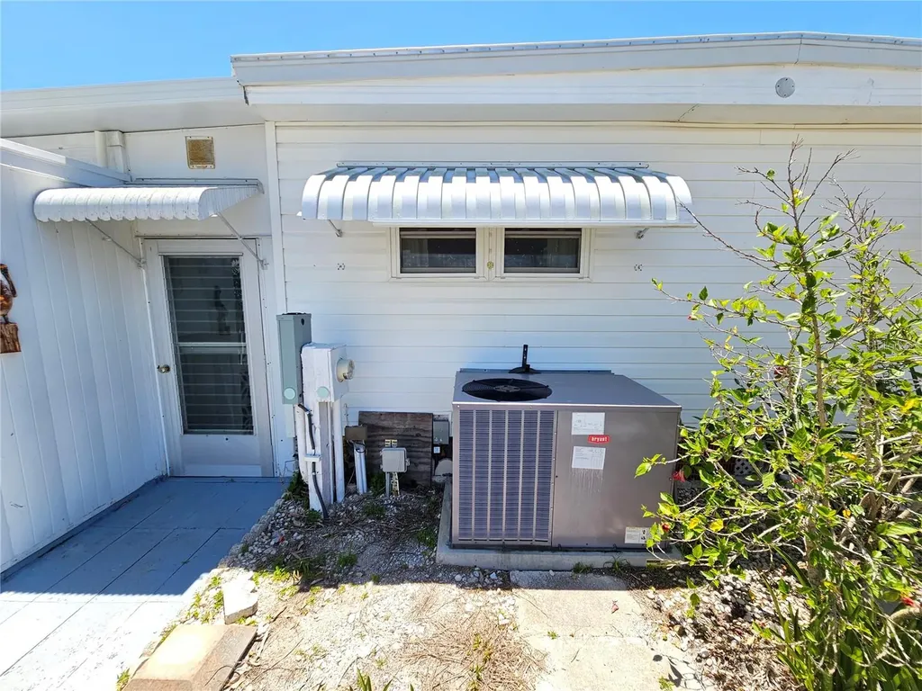 205 Via Veneto Venice FL 34285