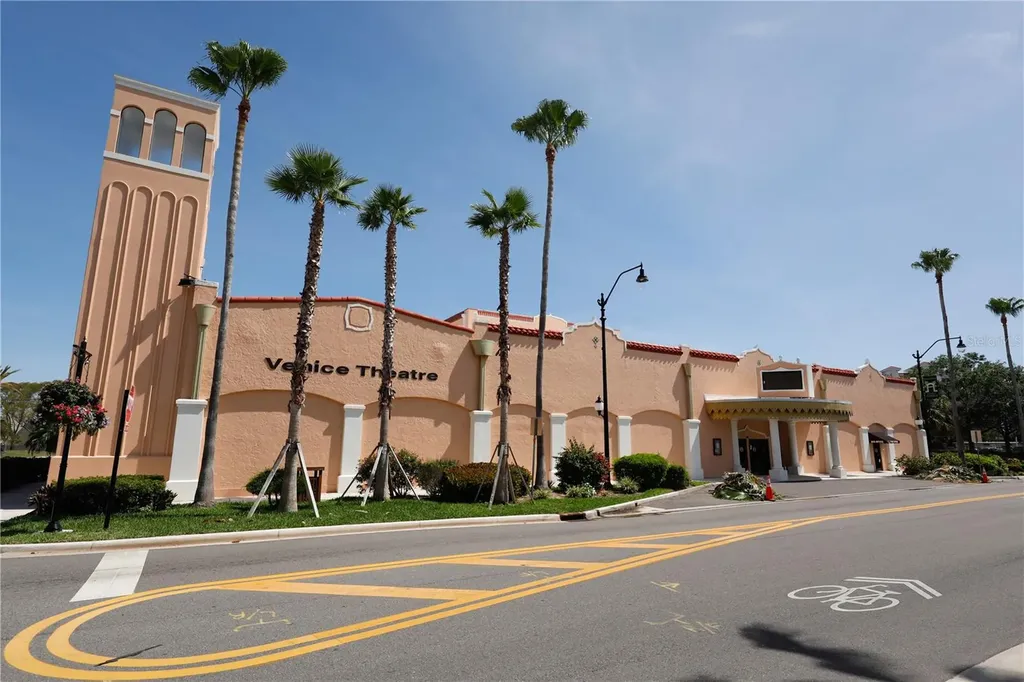 205 Via Veneto Venice FL 34285