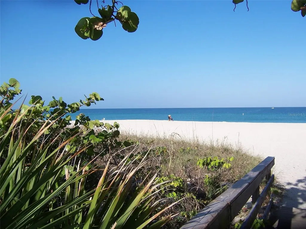 205 Via Veneto Venice FL 34285