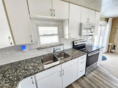 205 Via Veneto Venice FL 34285