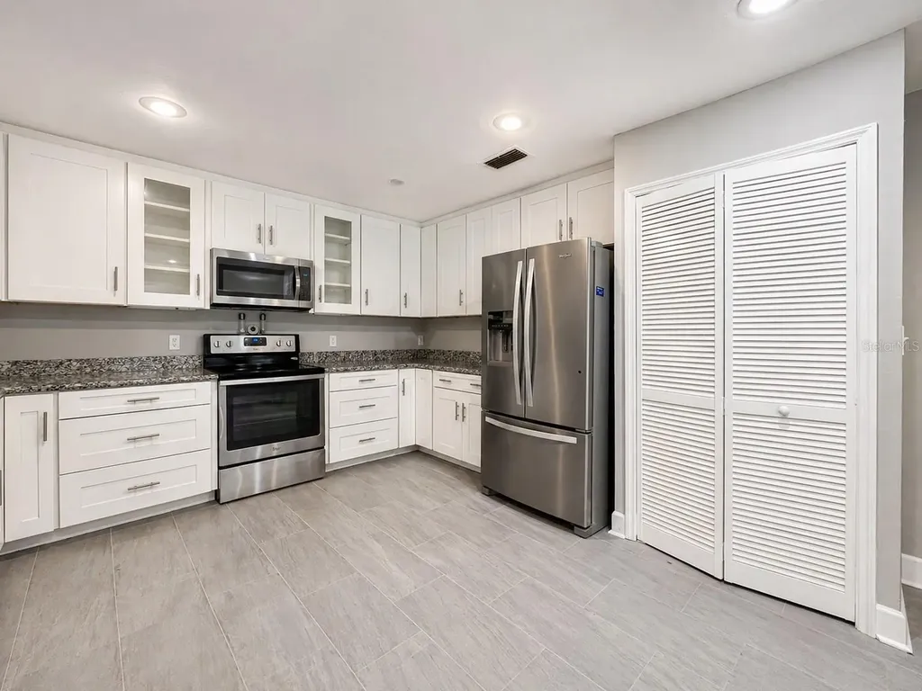 9331 NW 13th Place Gainesville FL 32606