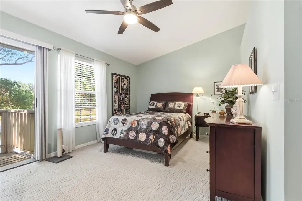 9034 Lake Place Lane Tampa FL 33634