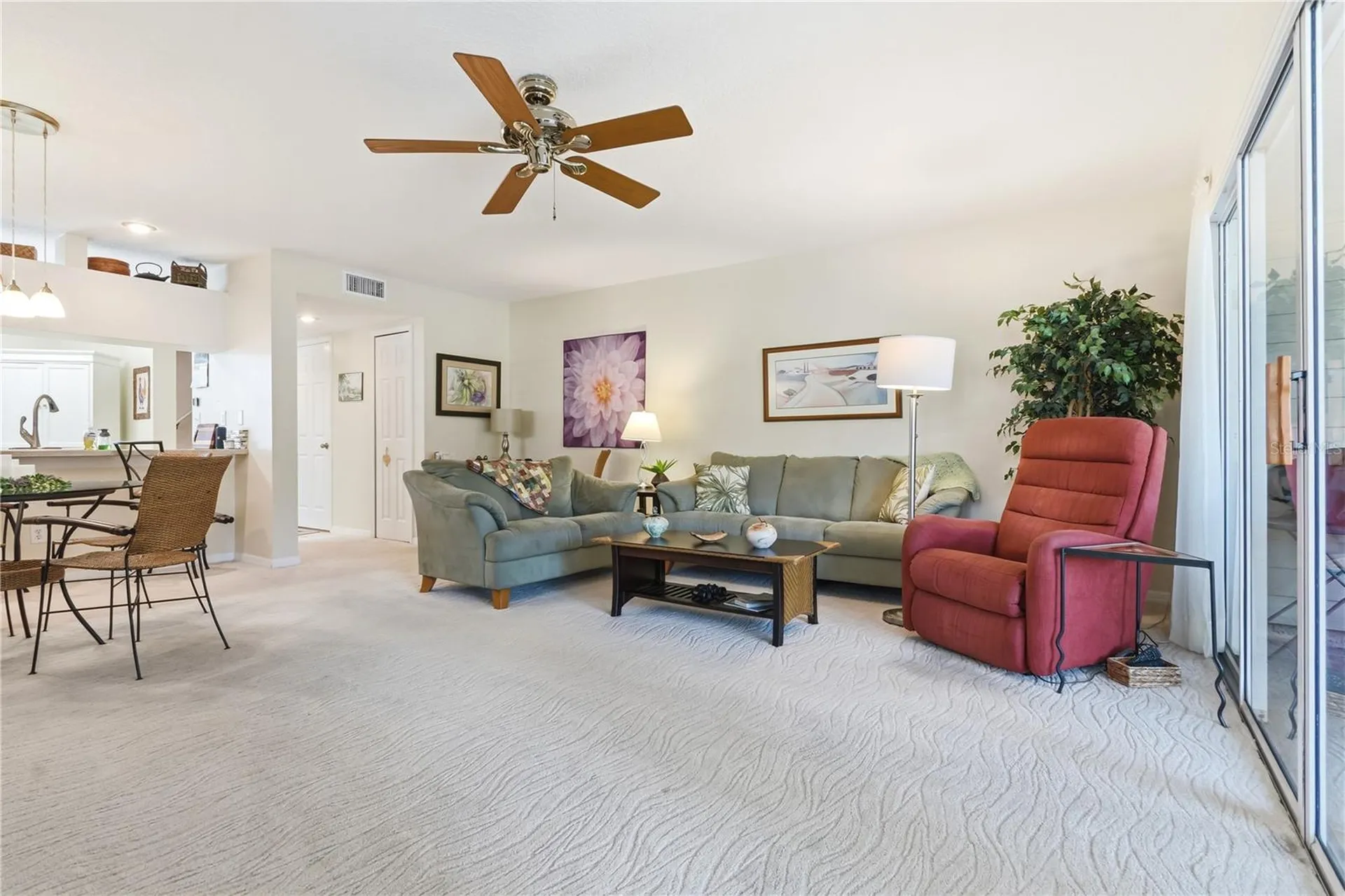 9034 Lake Place Lane Tampa FL 33634