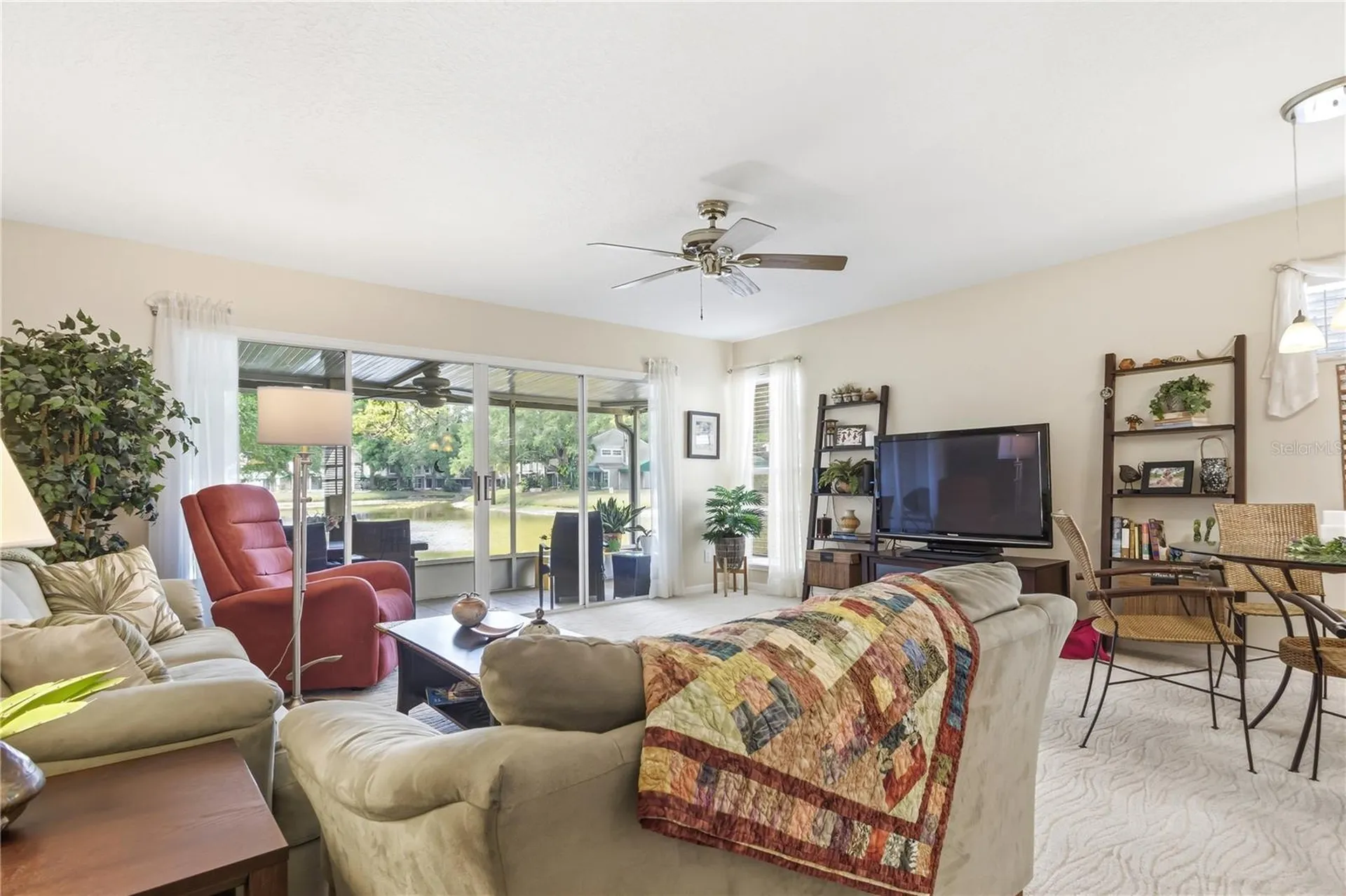 9034 Lake Place Lane Tampa FL 33634