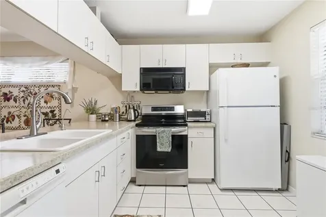 9034 Lake Place Lane Tampa FL 33634