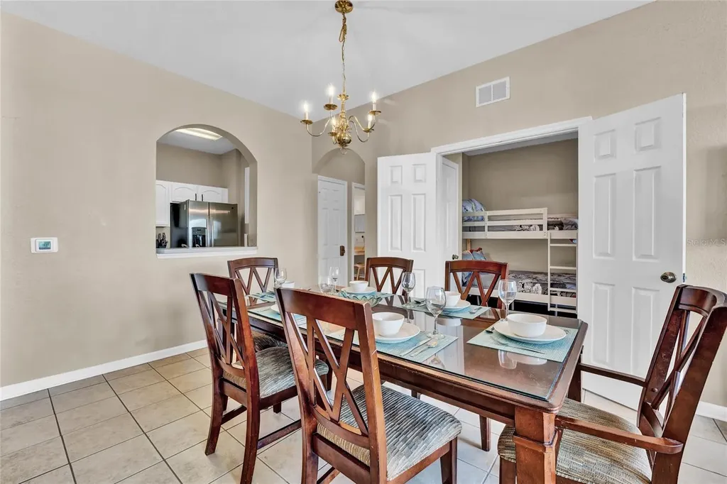 2813 Almaton Loop Kissimmee FL 34747