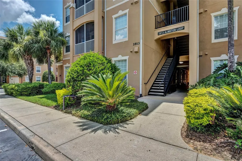 2813 Almaton Loop Kissimmee FL 34747