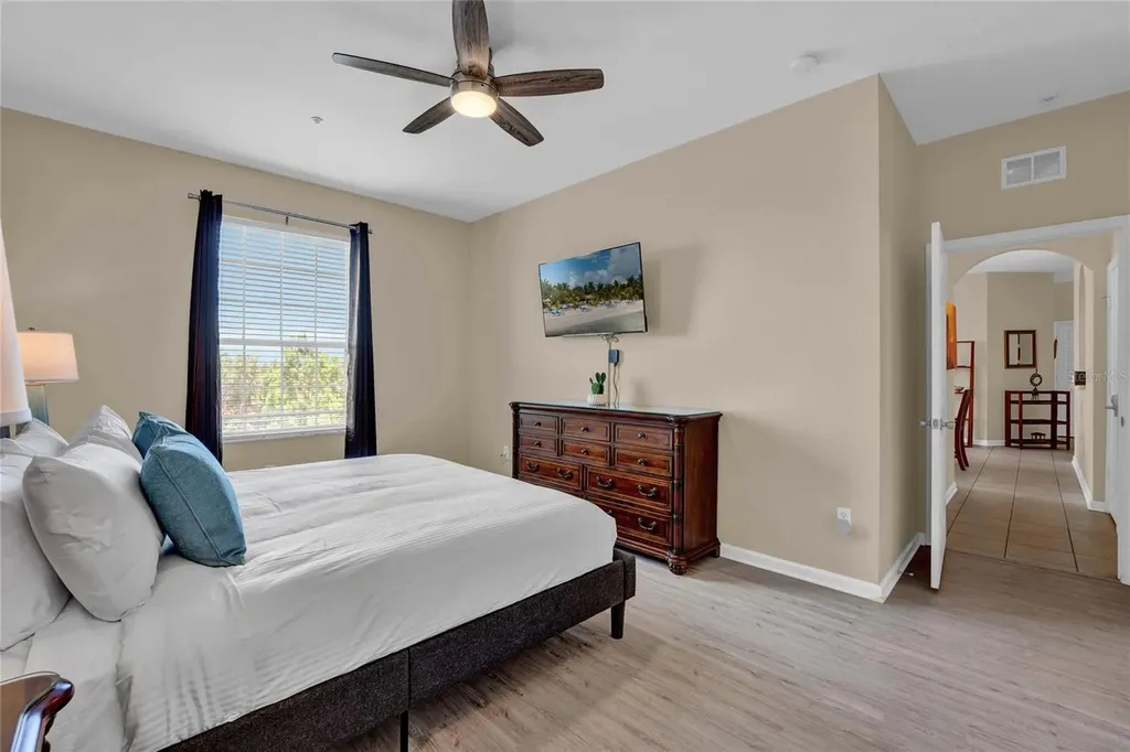 2813 Almaton Loop Kissimmee FL 34747