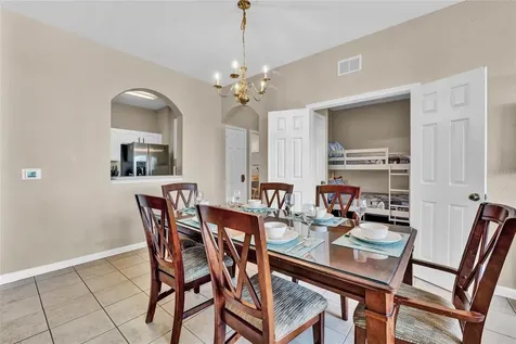 2813 Almaton Loop Kissimmee FL 34747