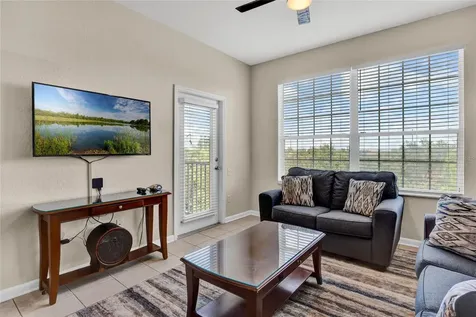 2813 Almaton Loop Kissimmee FL 34747
