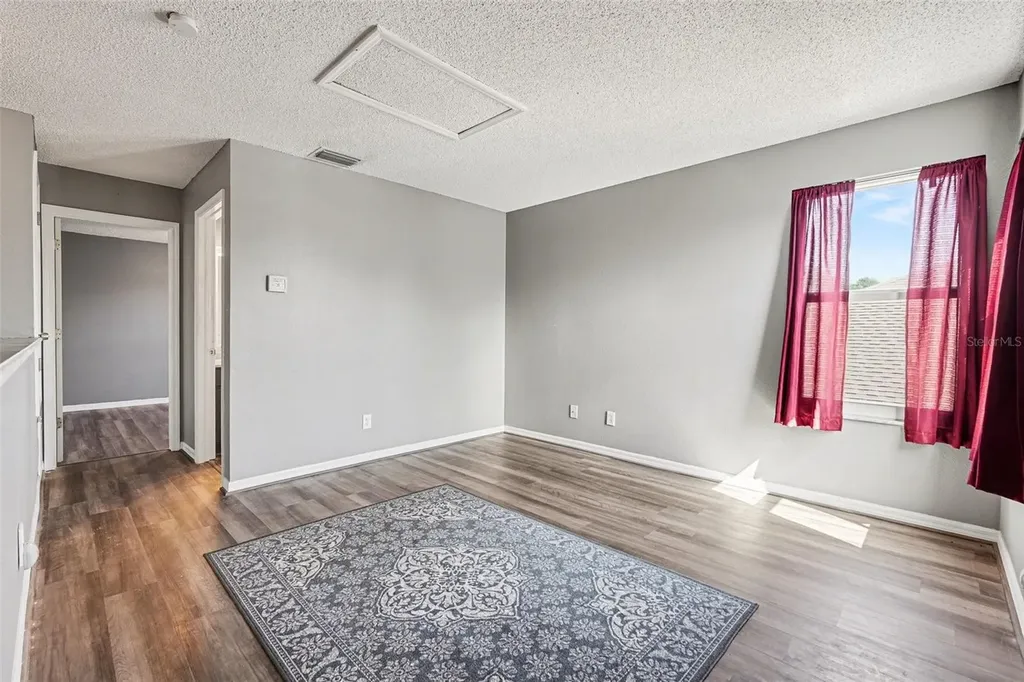 10212 Grant Creek Drive Tampa FL 33647