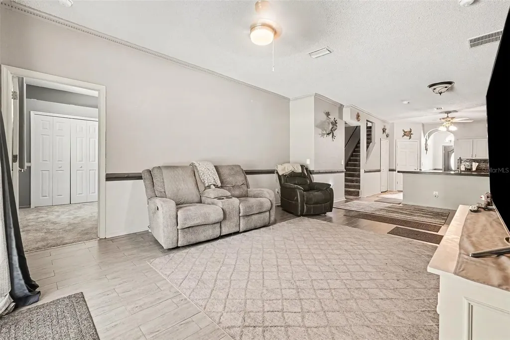 10212 Grant Creek Drive Tampa FL 33647