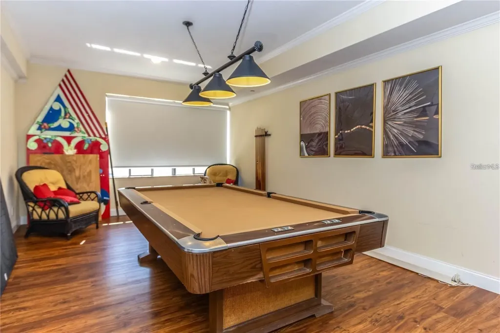 736 Island Way Clearwater FL 33767