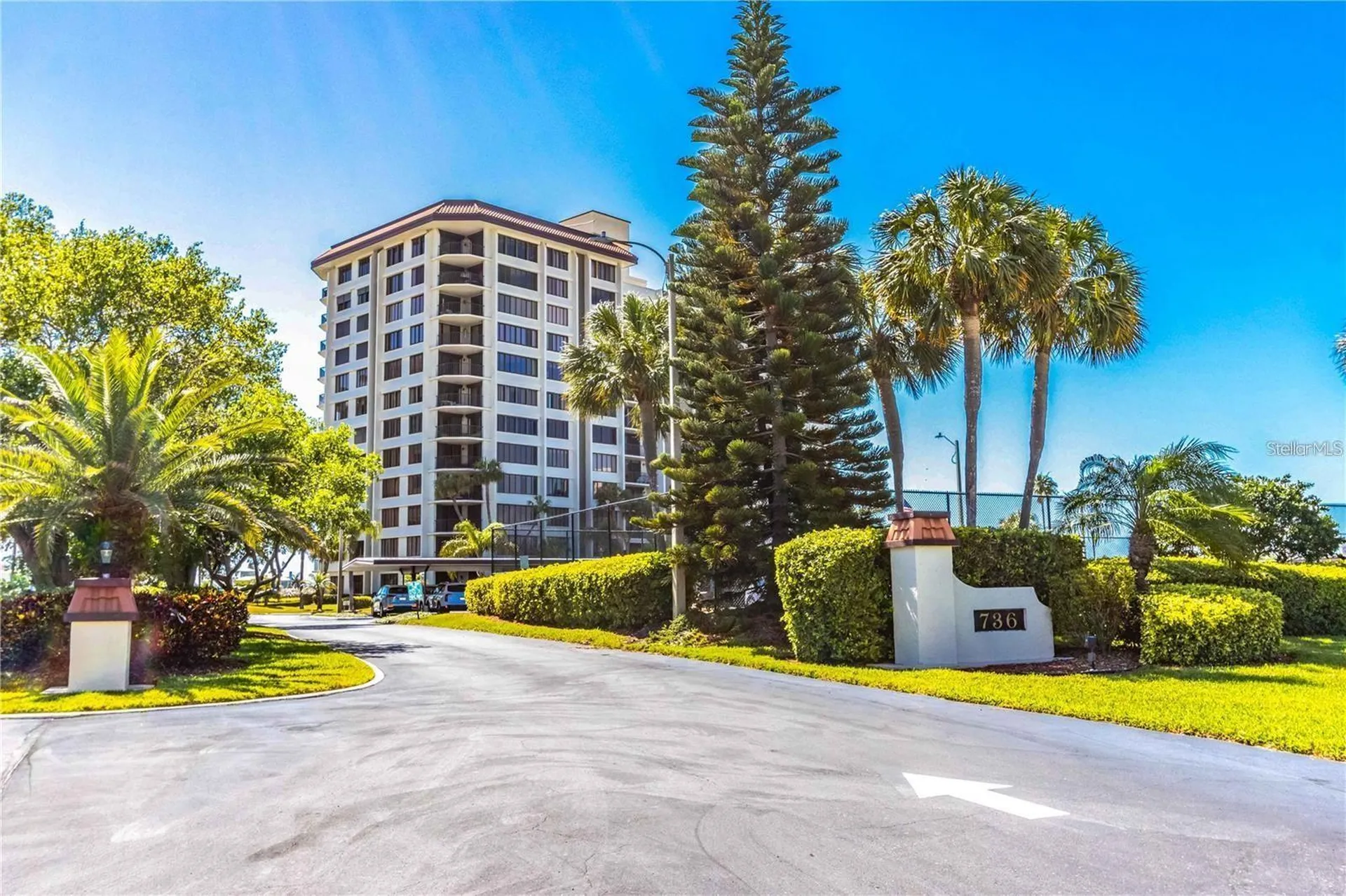736 Island Way Clearwater FL 33767