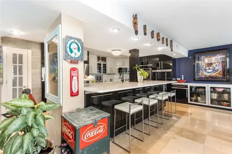 736 Island Way Clearwater FL 33767