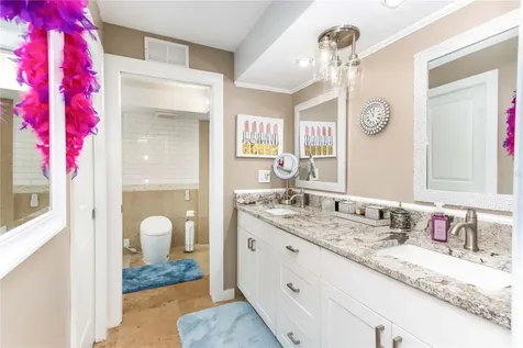 736 Island Way Clearwater FL 33767
