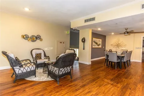 736 Island Way Clearwater FL 33767