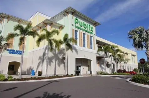 736 Island Way Clearwater FL 33767
