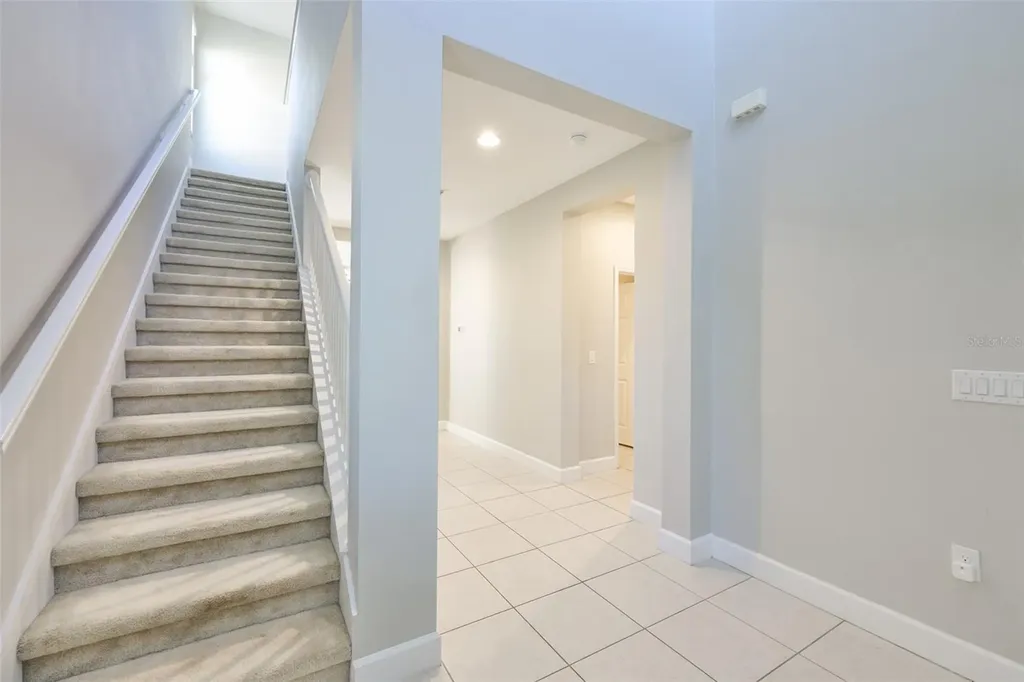 6207 Voyagers Place Apollo Beach FL 33572