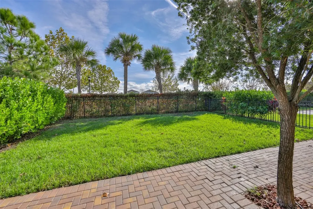 6207 Voyagers Place Apollo Beach FL 33572