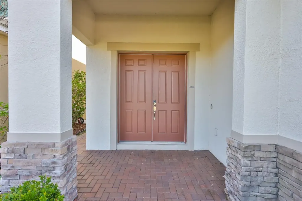 6207 Voyagers Place Apollo Beach FL 33572