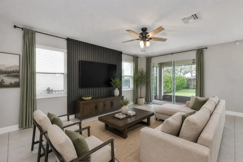 6207 Voyagers Place Apollo Beach FL 33572