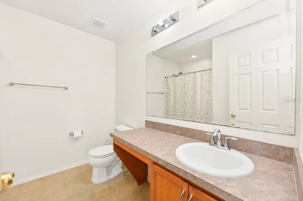 1681 Strathmore Circle Mount Dora FL 32757
