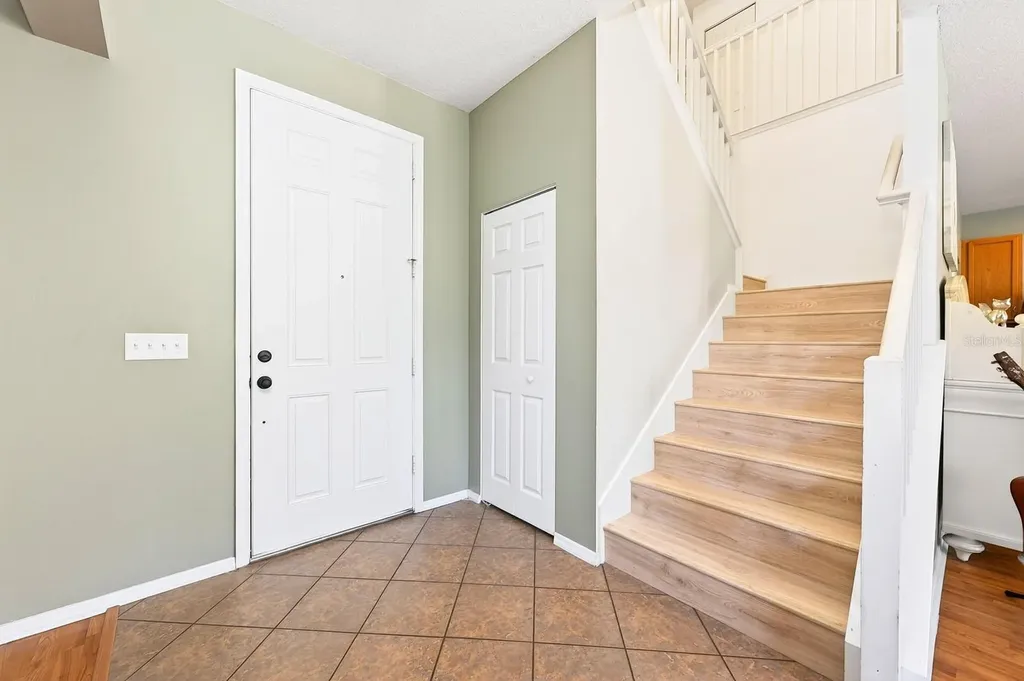 1681 Strathmore Circle Mount Dora FL 32757