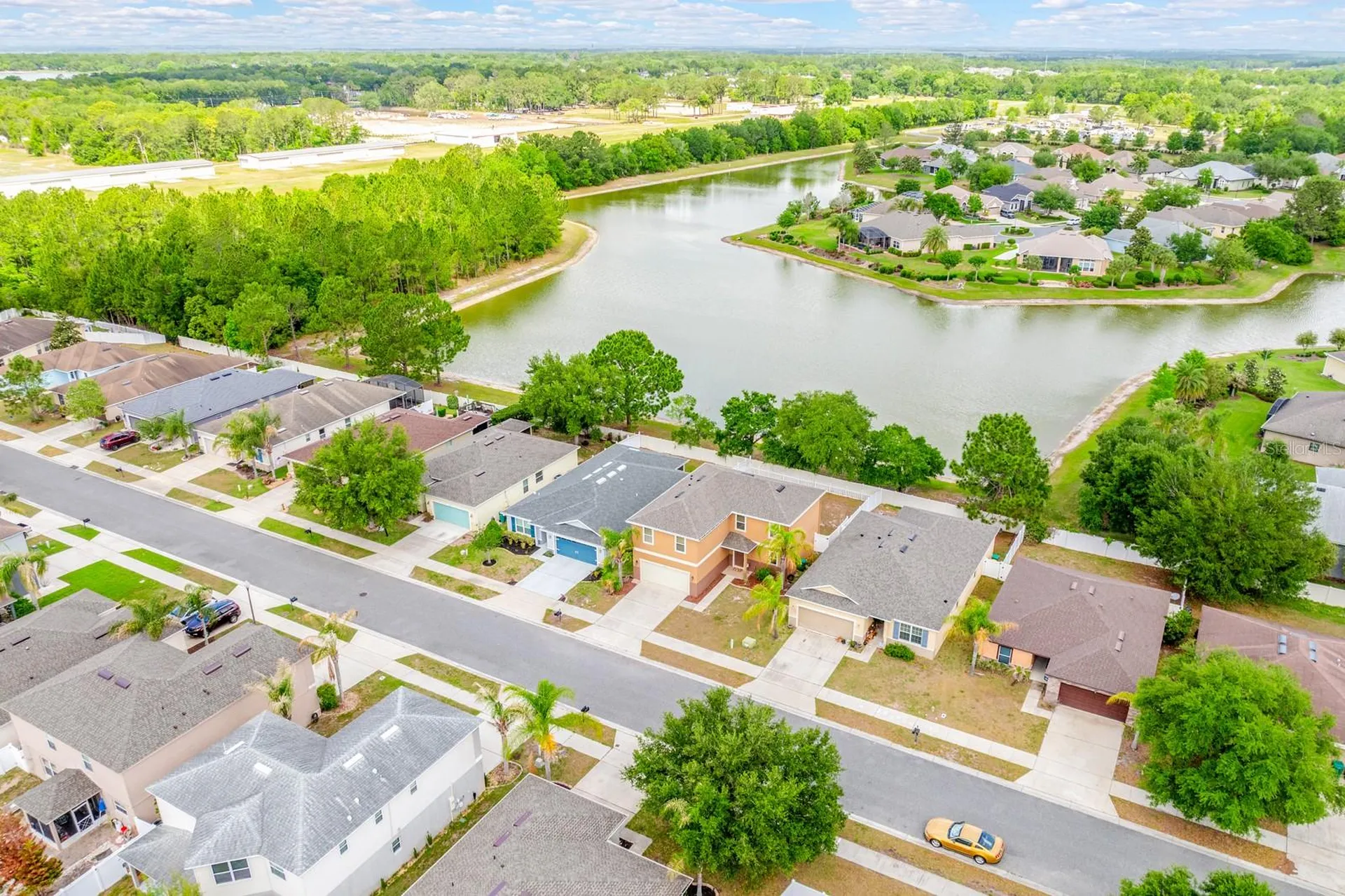 1681 Strathmore Circle Mount Dora FL 32757