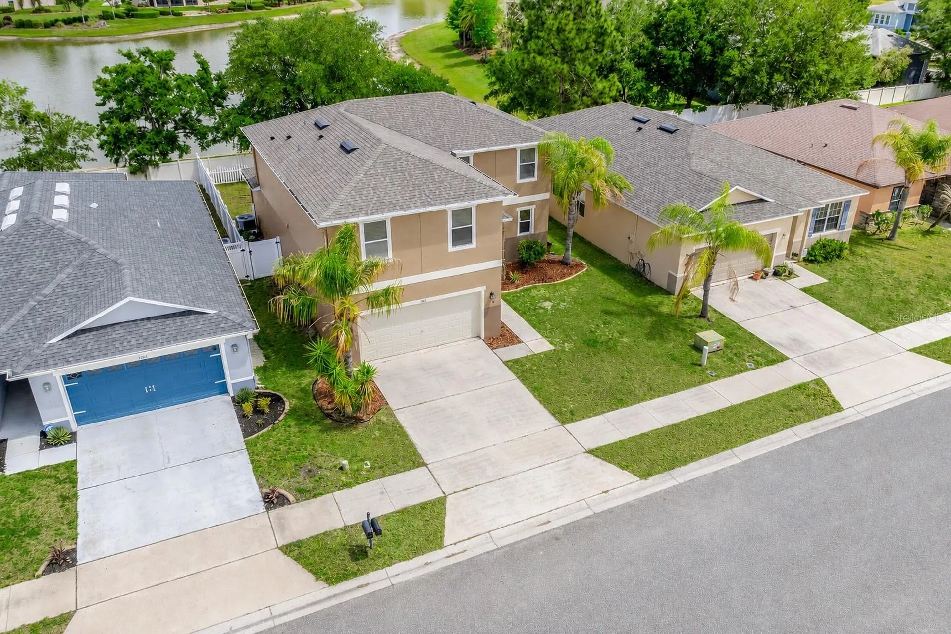 1681 Strathmore Circle Mount Dora FL 32757