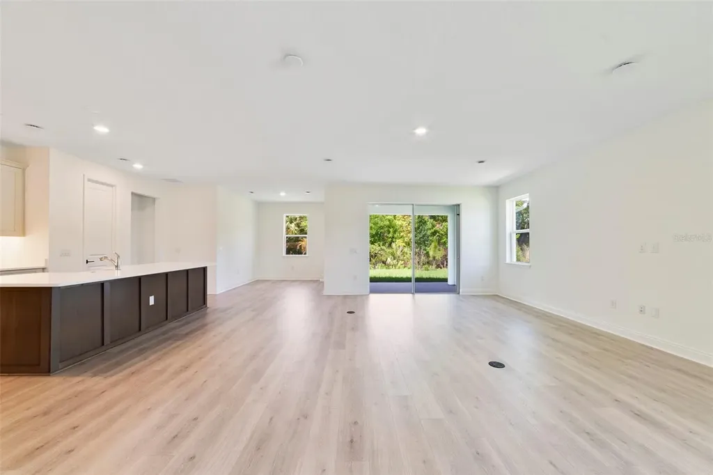 5260 Sparrow Tree Point Sanford FL 32773