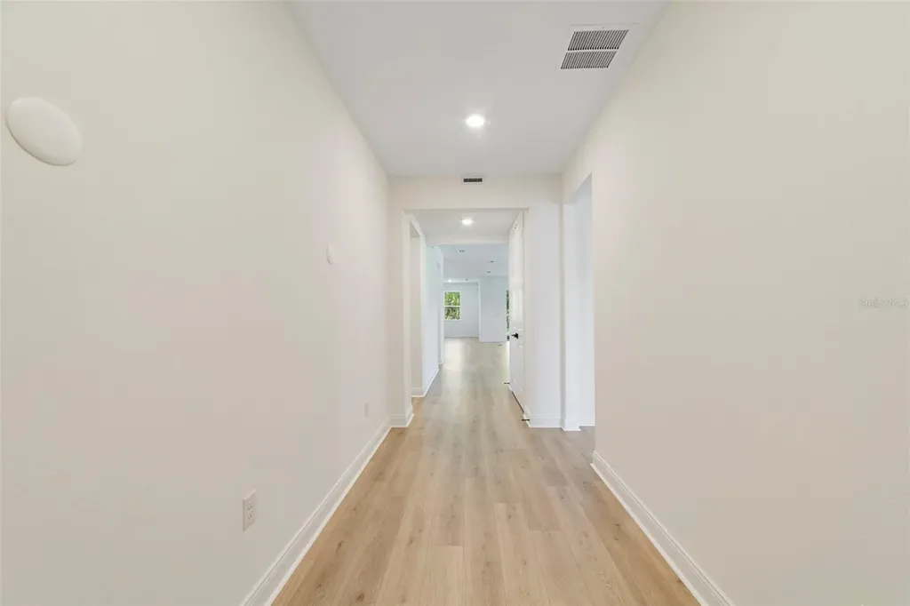 5260 Sparrow Tree Point Sanford FL 32773