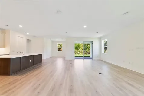 5260 Sparrow Tree Point Sanford FL 32773
