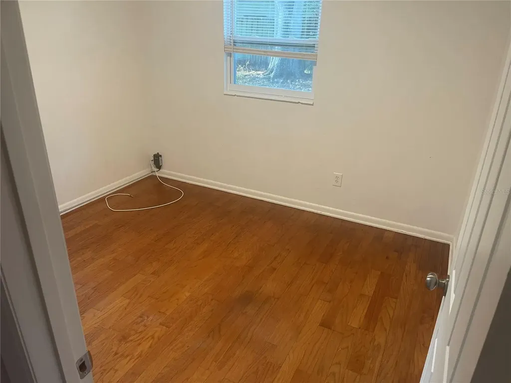 3302 W Wallace Avenue Tampa FL 33611