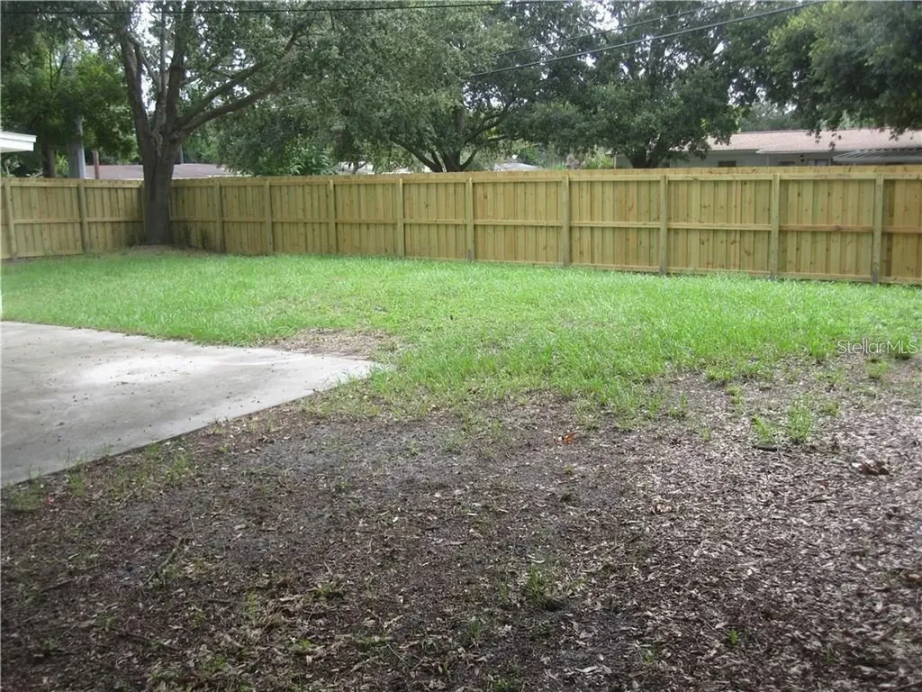 3302 W Wallace Avenue Tampa FL 33611