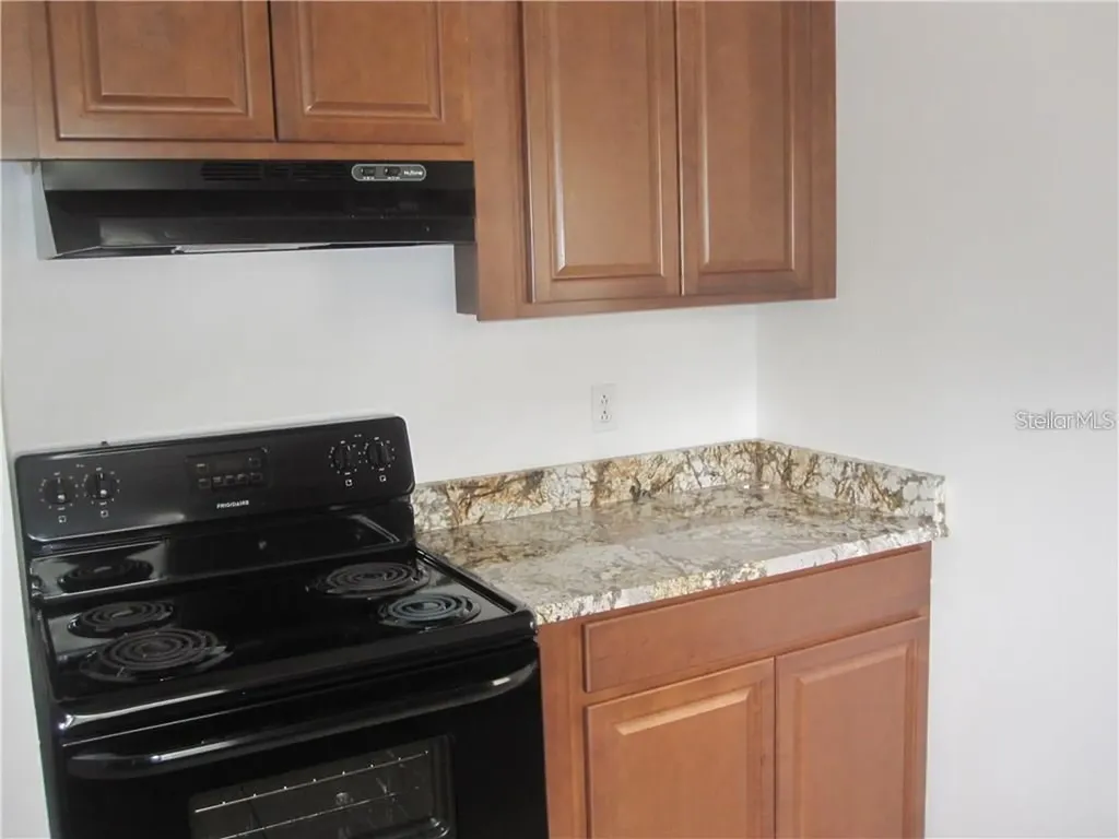3302 W Wallace Avenue Tampa FL 33611