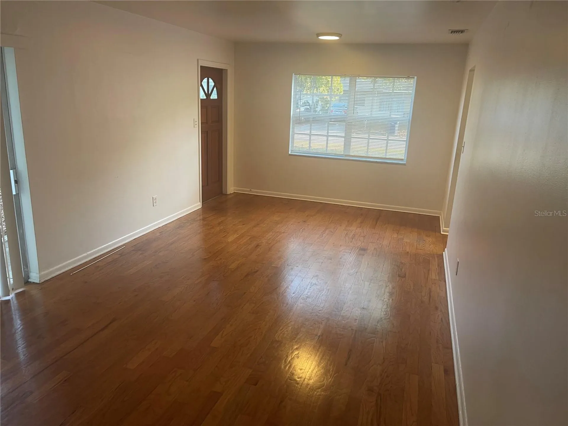 3302 W Wallace Avenue Tampa FL 33611