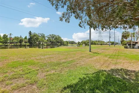 1418 14th Circle SE Largo FL 33771