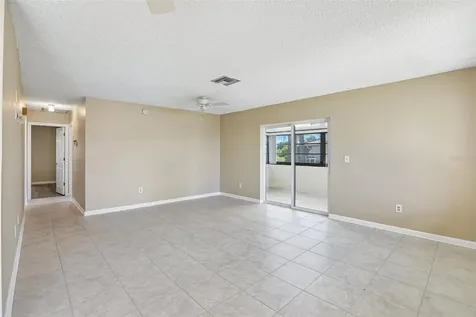 1418 14th Circle SE Largo FL 33771