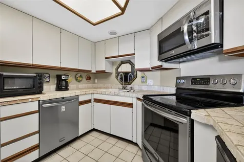 14820 14820 Rue De Bayonne Clearwater FL 33762