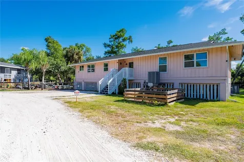 8806 SW Start Center Street Arcadia FL 34269