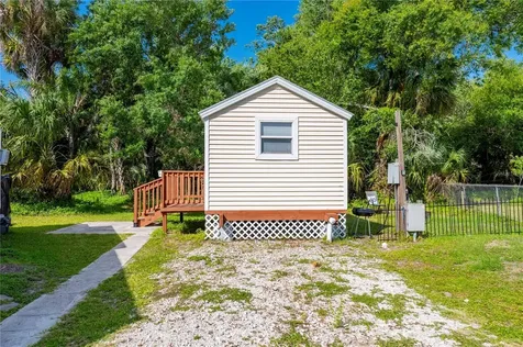 8806 SW Start Center Street Arcadia FL 34269