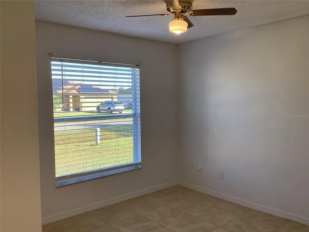 543 Cardinal Drive Kissimmee FL 34759