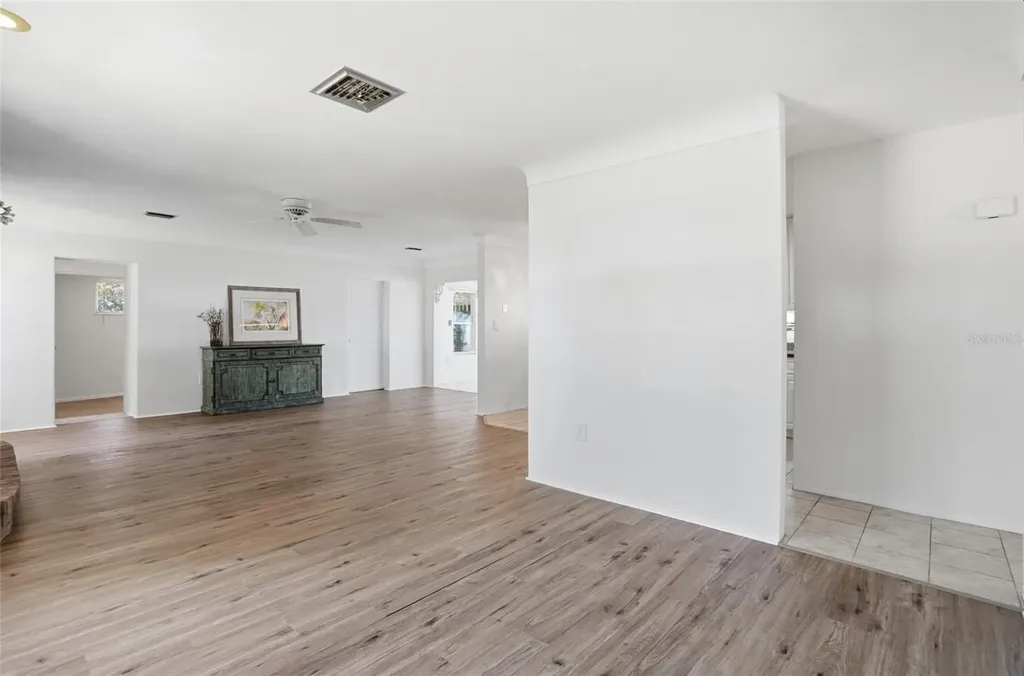 5941 49th Avenue N Kenneth City FL 33709