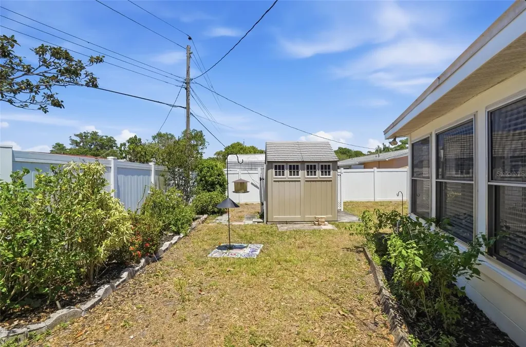 5941 49th Avenue N Kenneth City FL 33709