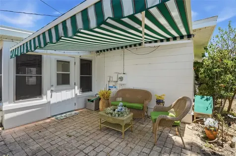 5941 49th Avenue N Kenneth City FL 33709