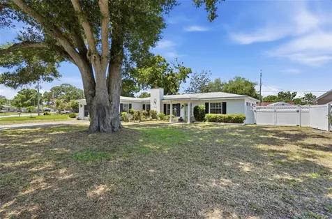 5941 49th Avenue N Kenneth City FL 33709