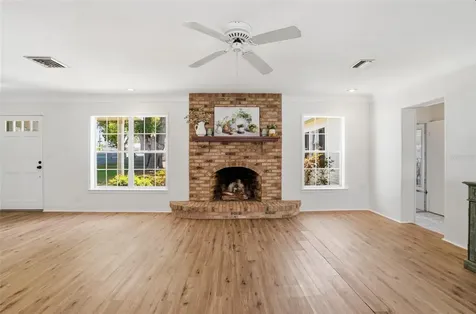 5941 49th Avenue N Kenneth City FL 33709